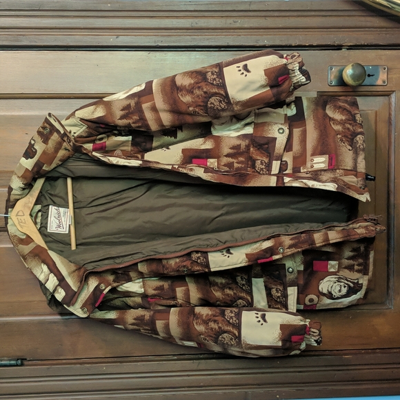 Vintage Woolrich Bear Coat - Picture 8 of 8